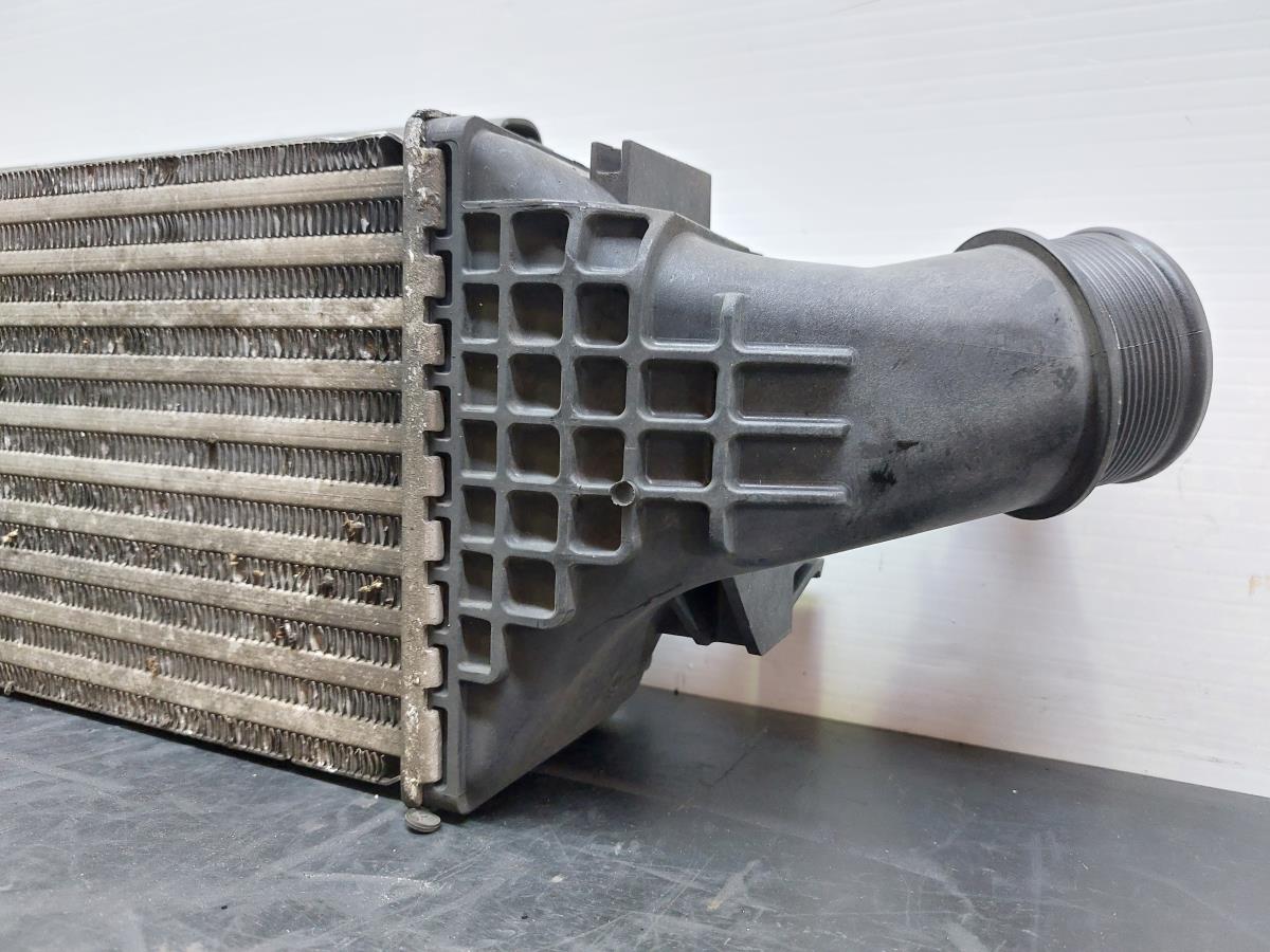 Radiador do intercooler AUDI A6 Avant (4G5, 4GD, C7) Imagem-12
