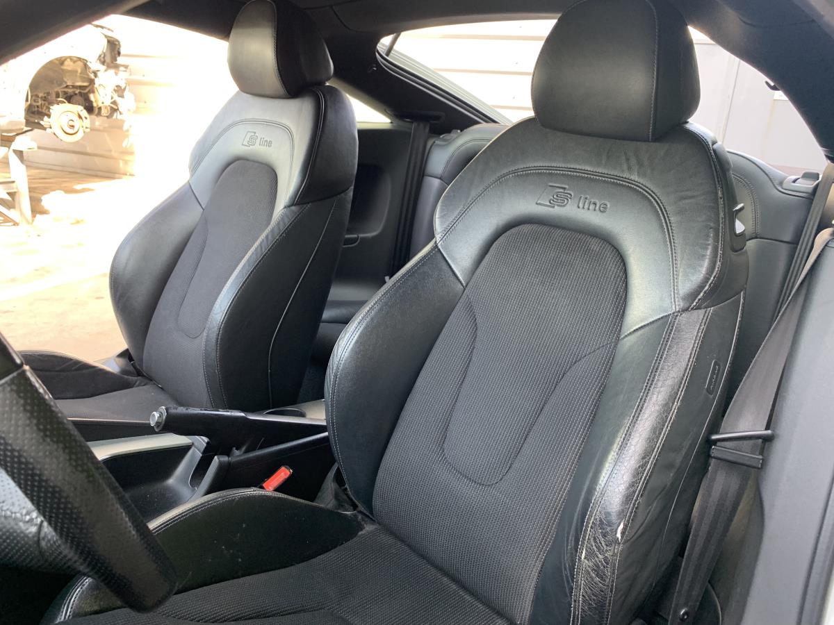 Conjunto de bancos AUDI TT (8J3)