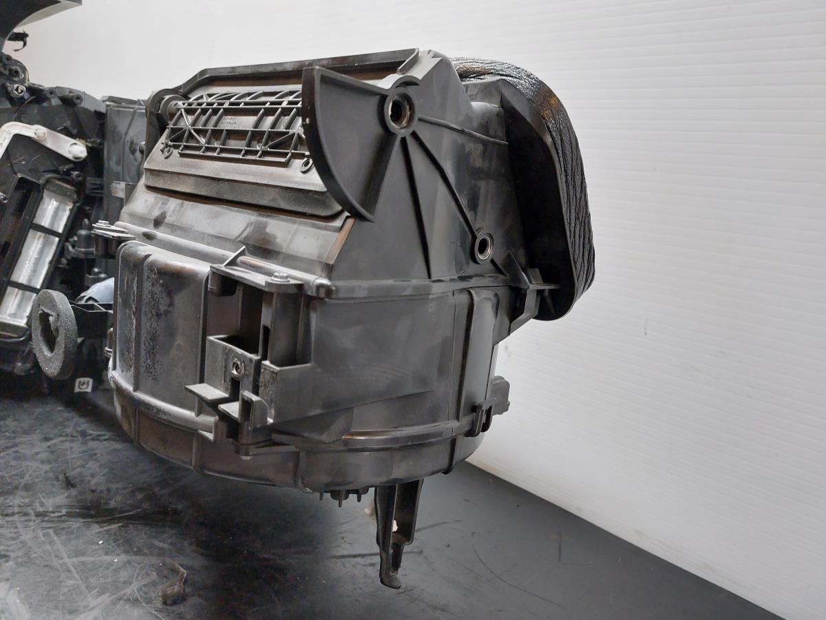 Chauffage / sofagem completa AUDI A6 Avant (4G5, 4GD, C7) Imagem-3