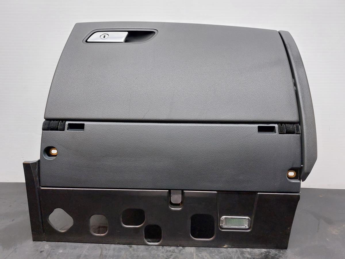 Porta luvas AUDI A6 Avant (4G5, 4GD, C7)