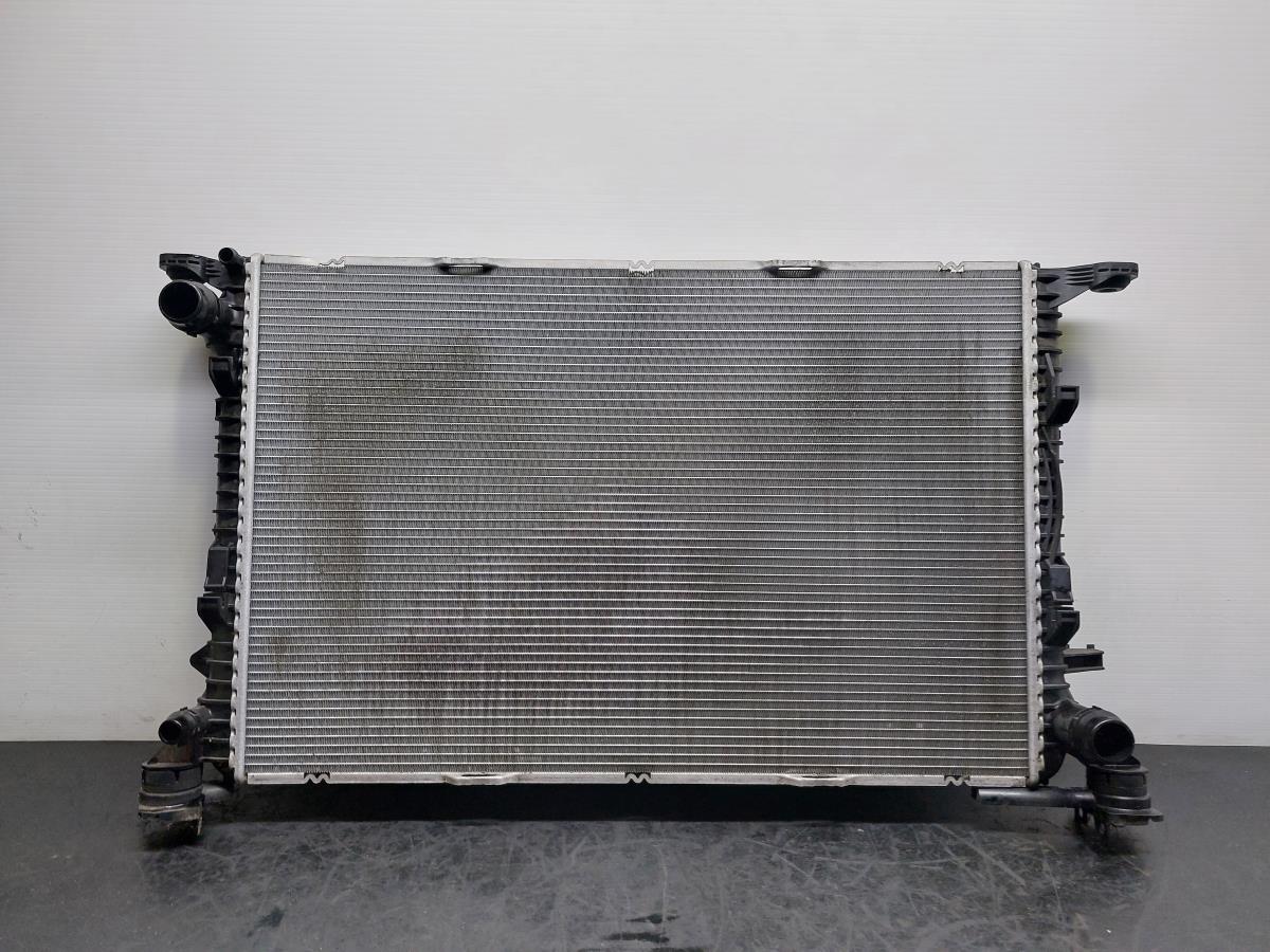 Radiador de água AUDI A6 Avant (4G5, 4GD, C7)