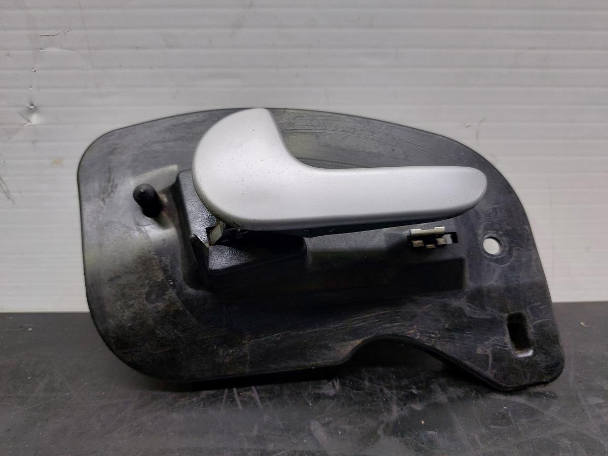 Puxador interior porta frente esquerdo OPEL Corsa C Van