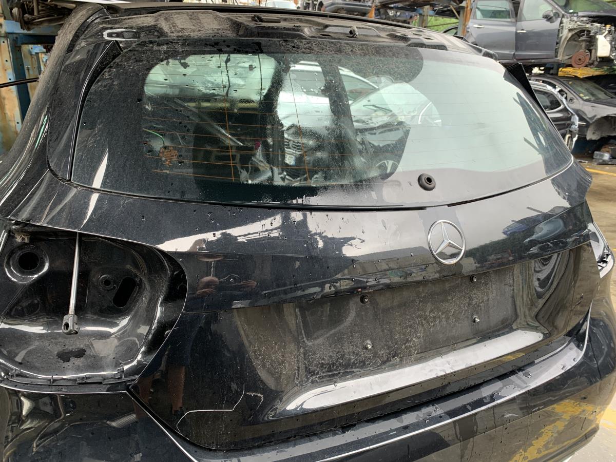Porta / tampa da mala MERCEDES-BENZ Classe A (W176)