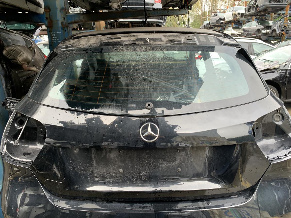 Porta / tampa da mala MERCEDES-BENZ Classe A (W176) Imagem-1