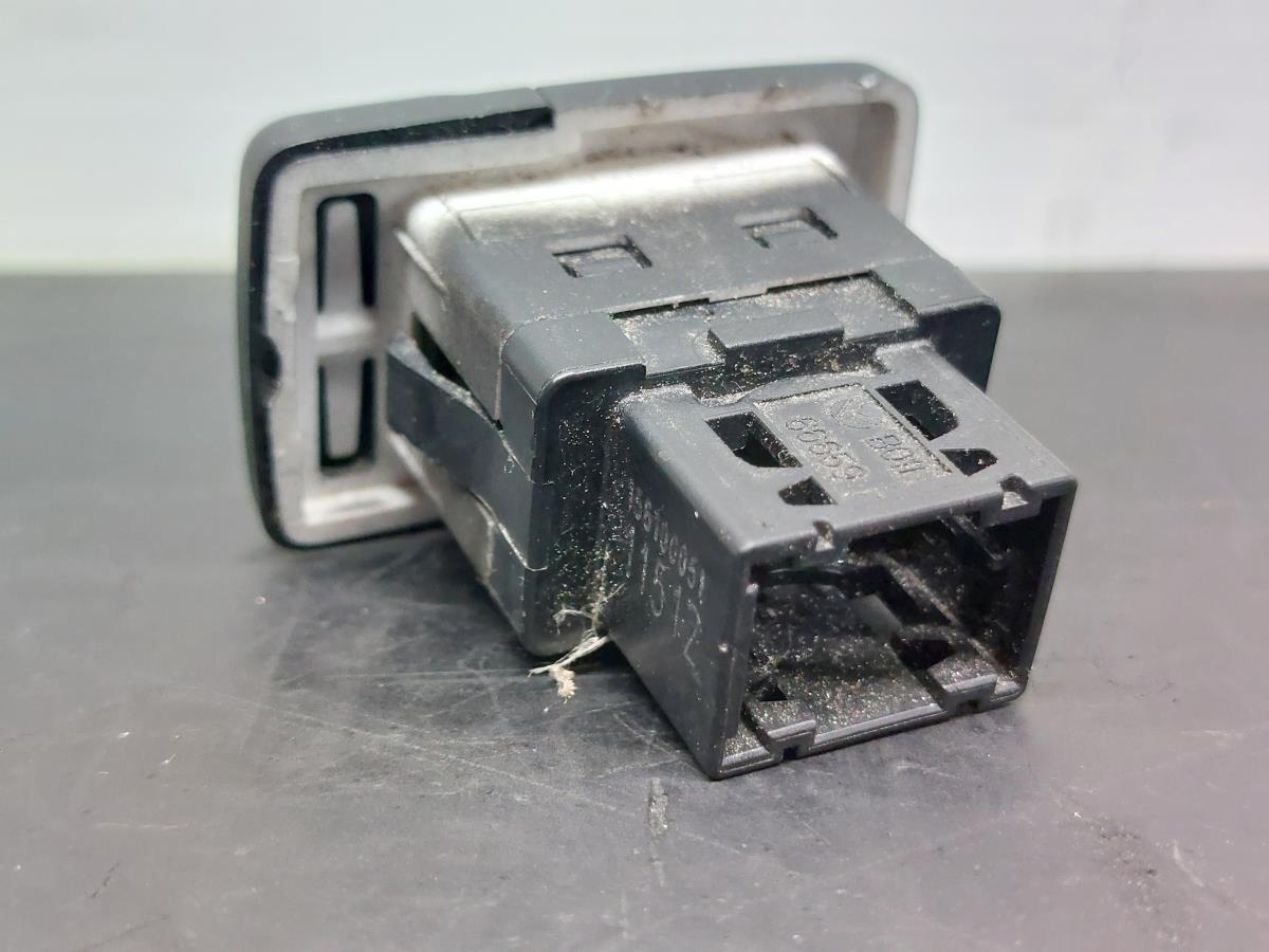 Módulo USB / AUX / IPOD ALFA ROMEO Mito (955_) Imagem-2