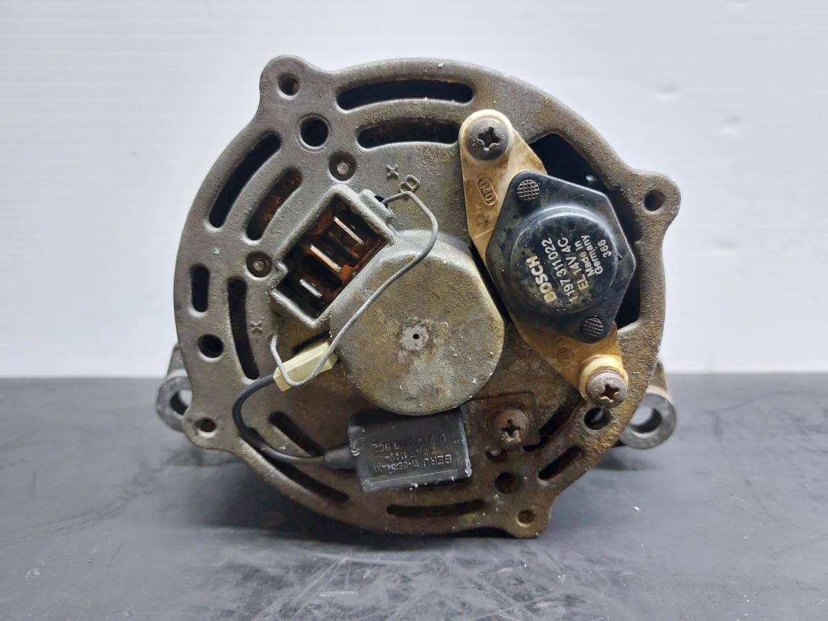 Alternador MERCEDES-BENZ 190 (W201) Imagem-2