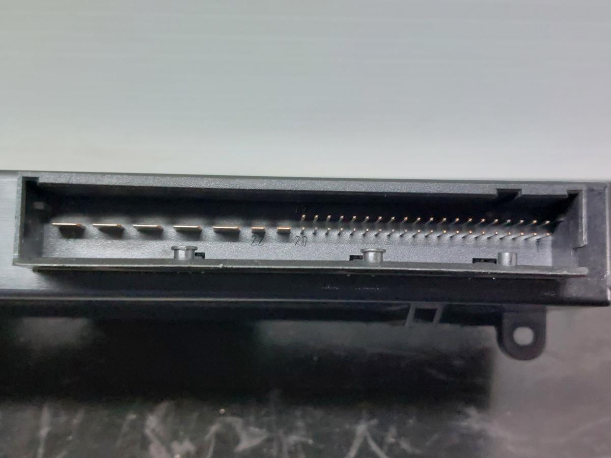 Boîte de fusibles / SAM / BSI BMW 3 Coupé (E92) Imagem-3