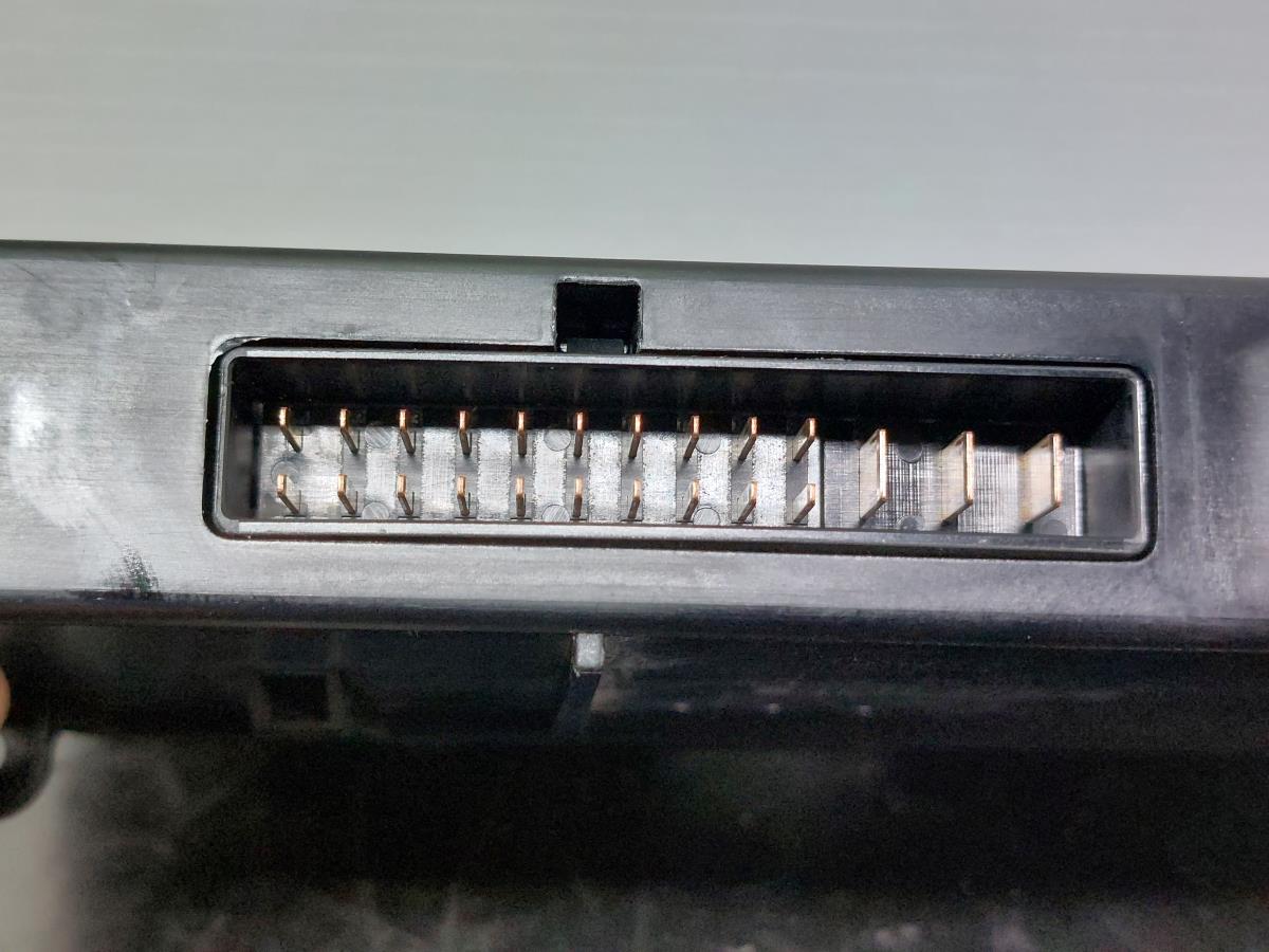 Boîte de fusibles / SAM / BSI BMW 3 Coupé (E92) Imagem-4