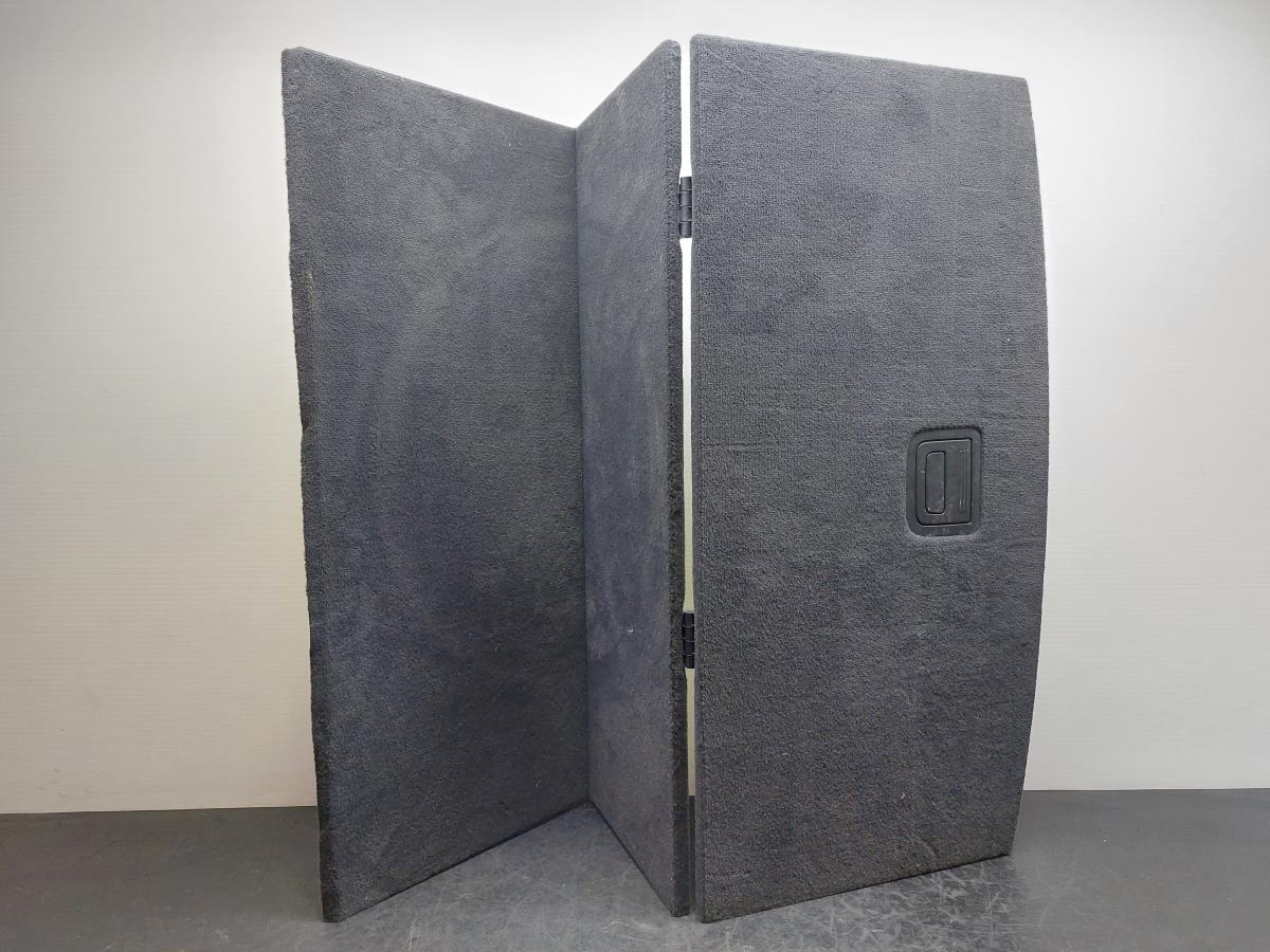 Chapeleira / tampo da mala AUDI A6 Avant (4G5, 4GD, C7)