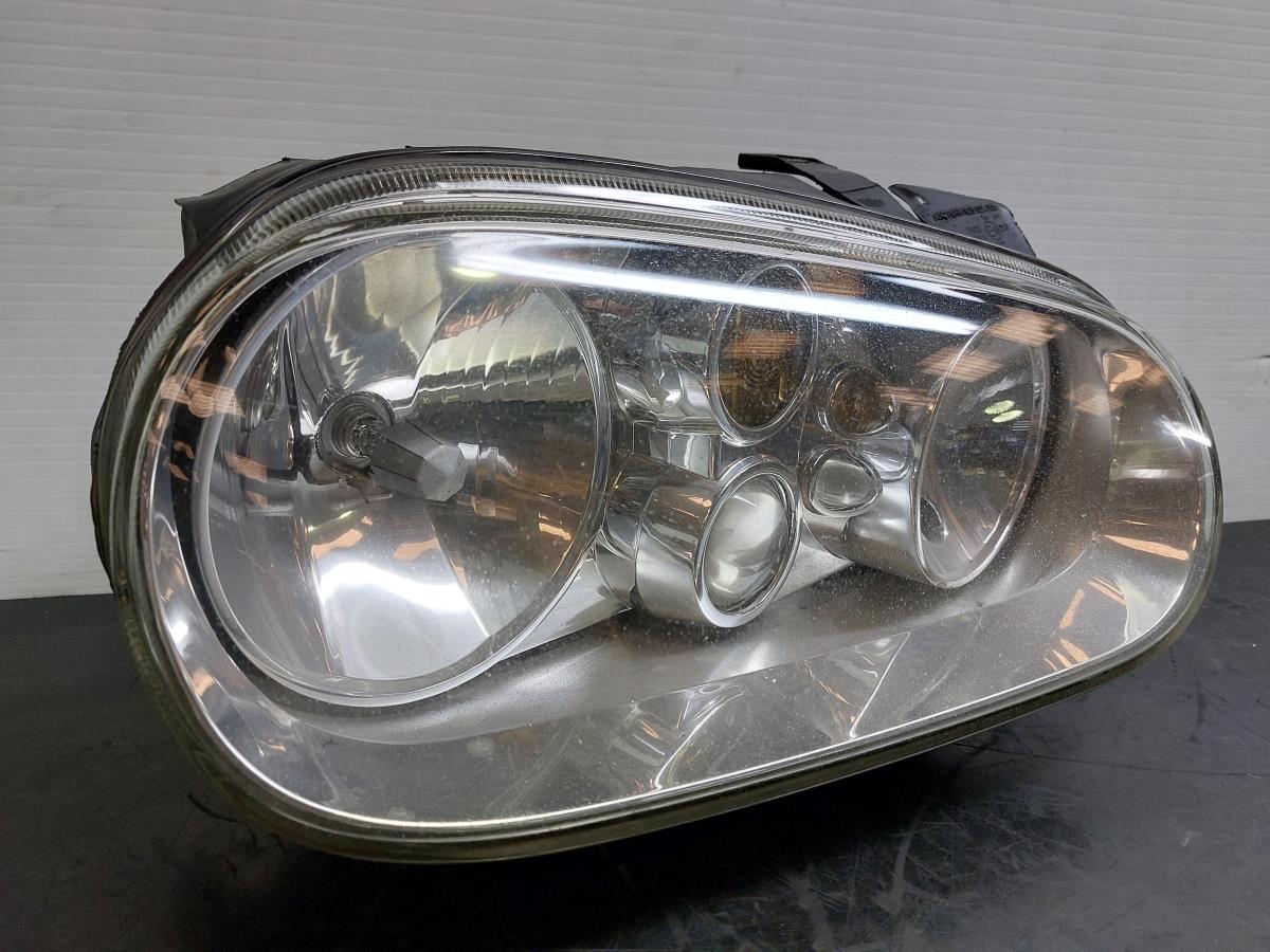 Óptica / faro Derecho VOLKSWAGEN Golf IV (1J1) Imagem-0