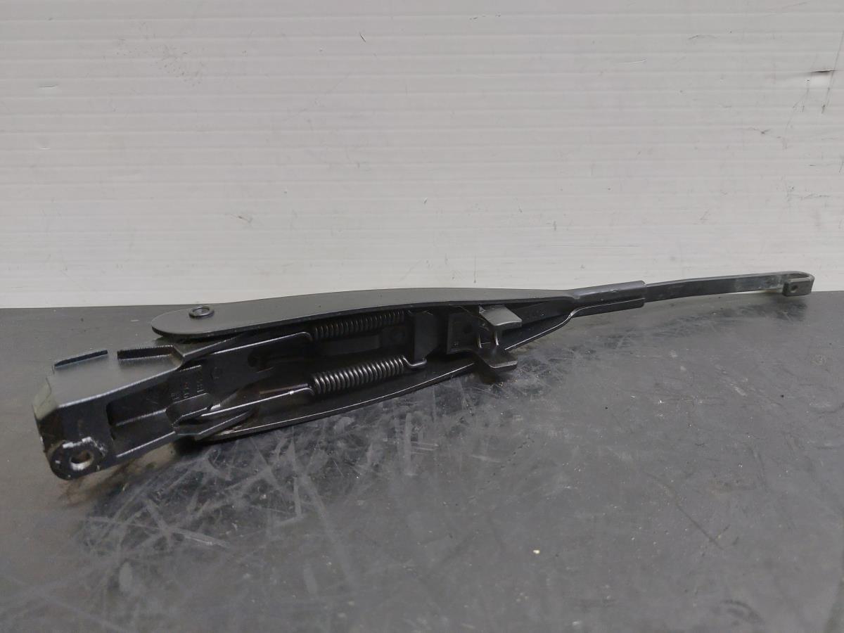 Braccio del tergicristallo anteriore destro MERCEDES-BENZ Classe C (W202) Imagem-1