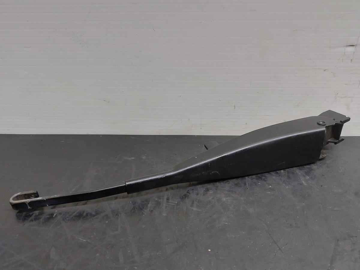 Braccio del tergicristallo anteriore destro MERCEDES-BENZ Classe C (W202)