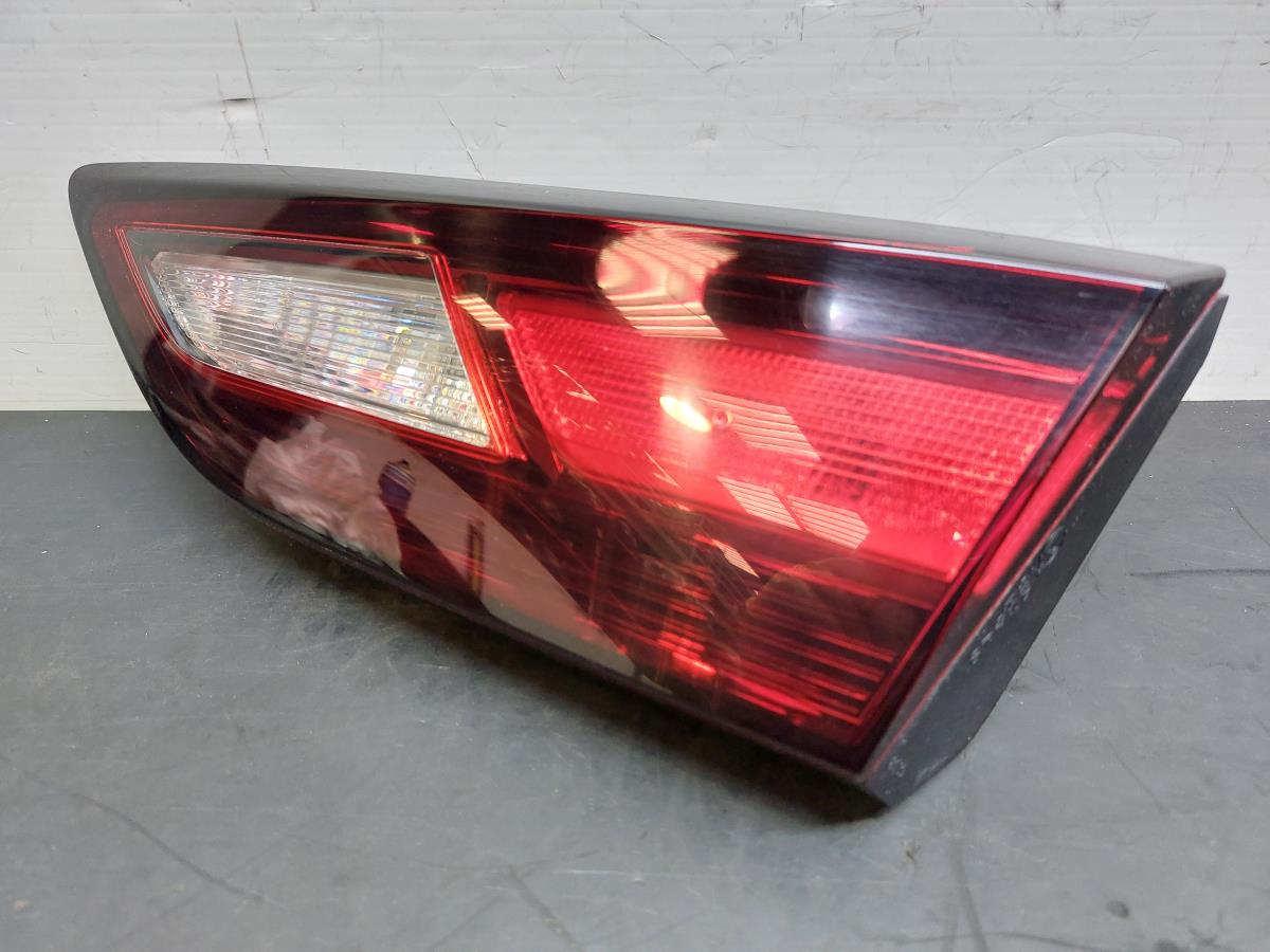 Feu de coffre Droite OPEL Astra K