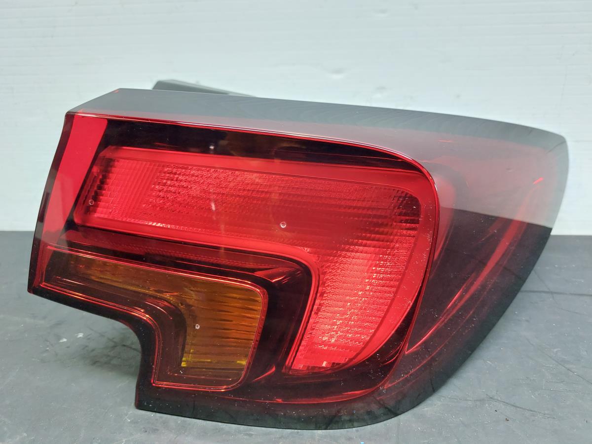 Feu arrière Droite OPEL Astra K