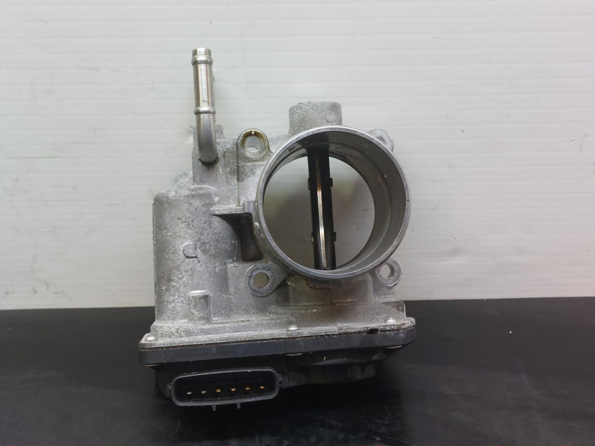 Corpo farfallato TOYOTA Verso (_R2_)