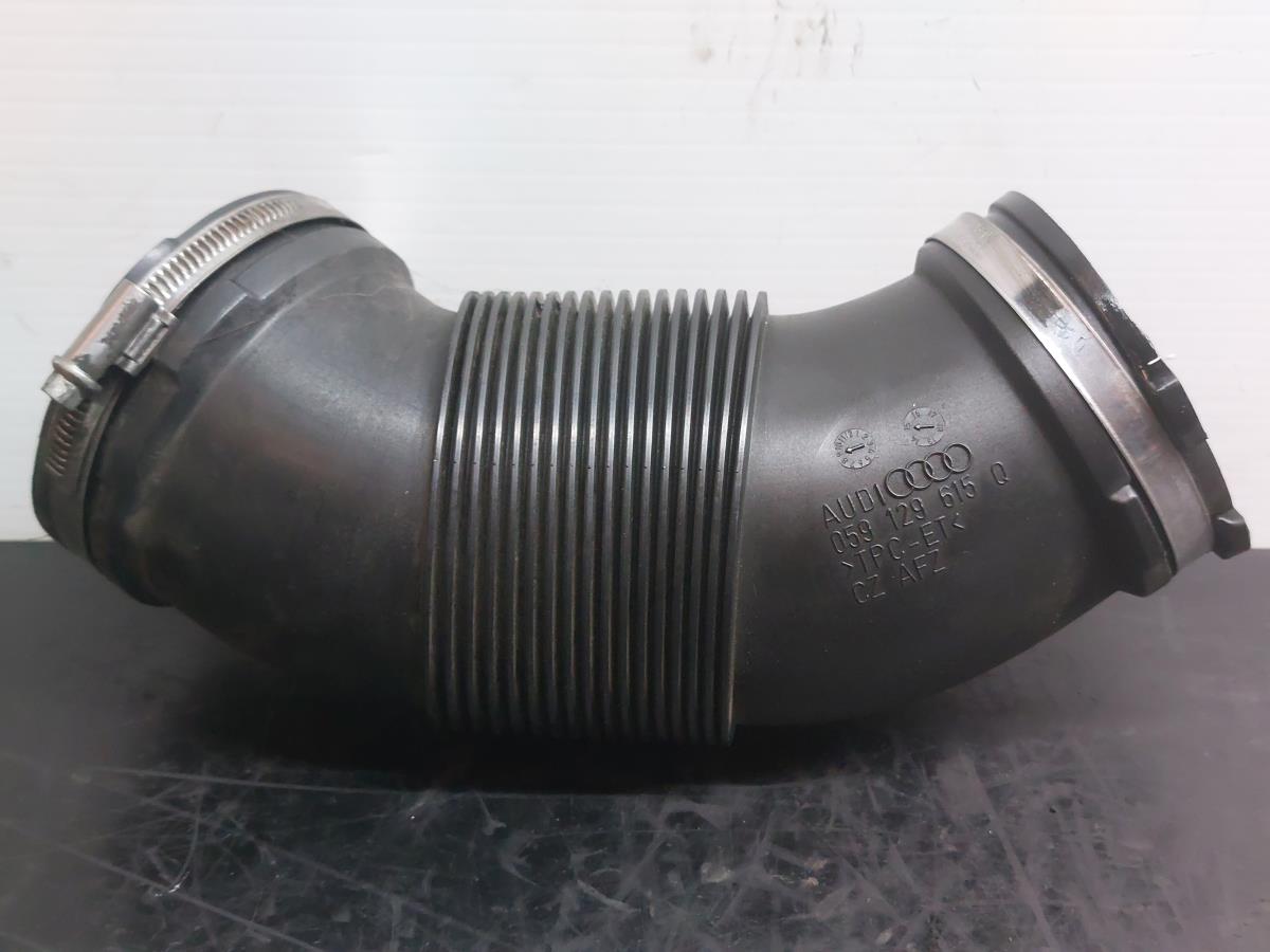 Tubo do ar AUDI A6 Avant (4G5, 4GD, C7)