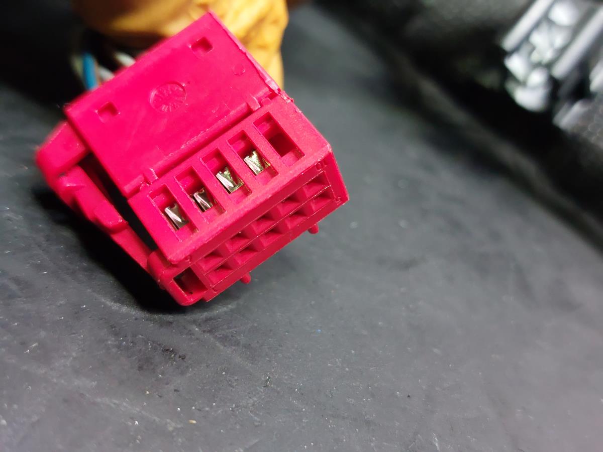 Installation électrique intérieure / câblage intérieur AUDI A6 Avant (4G5, 4GD, C7) Imagem-6