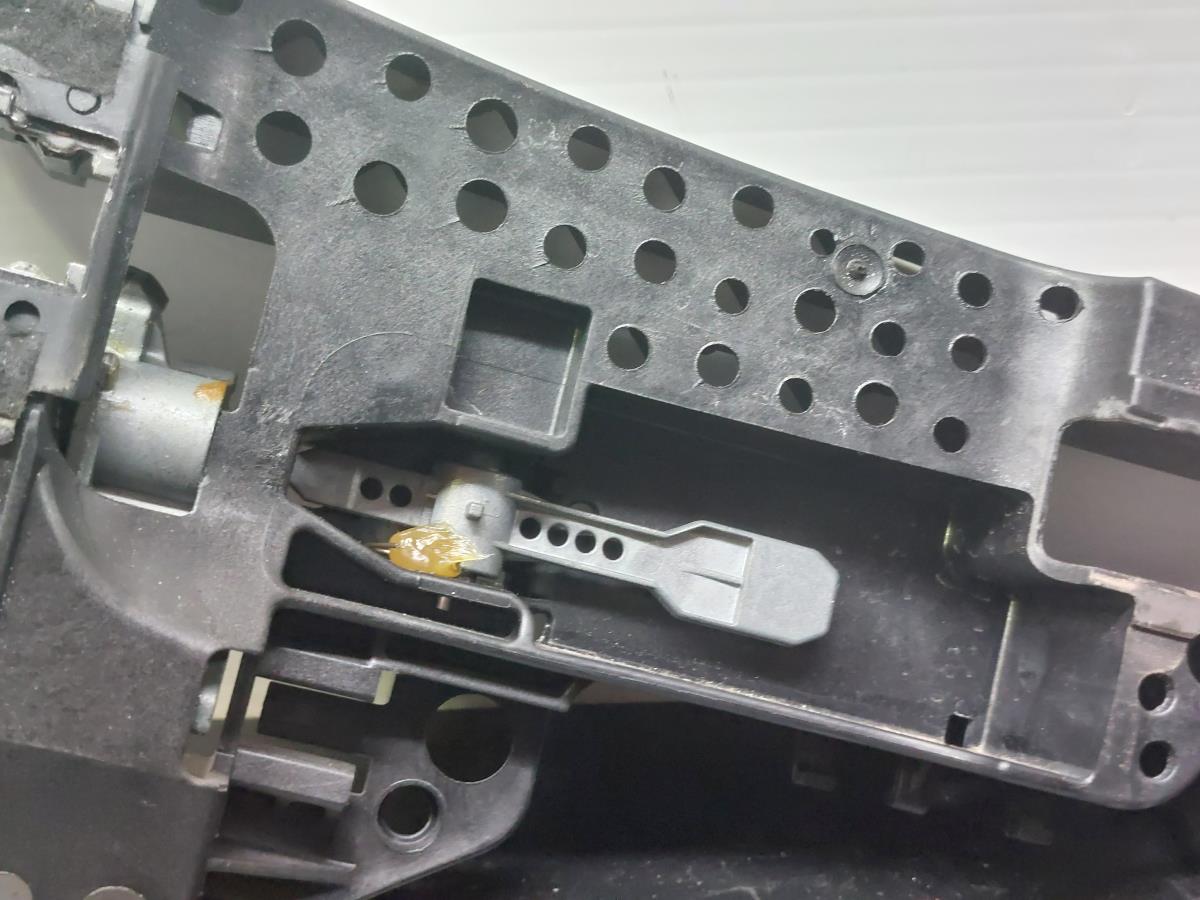 Suporte puxador porta frente direito AUDI A6 Avant (4G5, 4GD, C7) Imagem-2