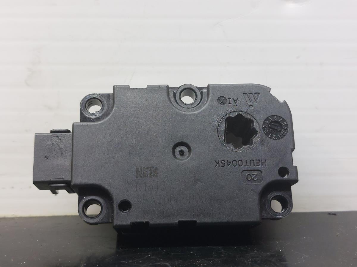 Motor del compuerta de la calefacción AUDI A6 Avant (4G5, 4GD, C7)