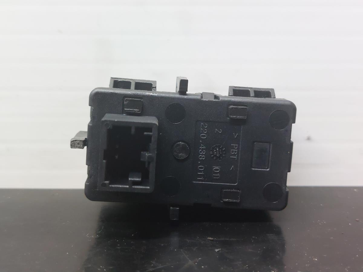 Generic Unit Module AUDI A6 Avant (4G5, 4GD, C7) Imagem-1