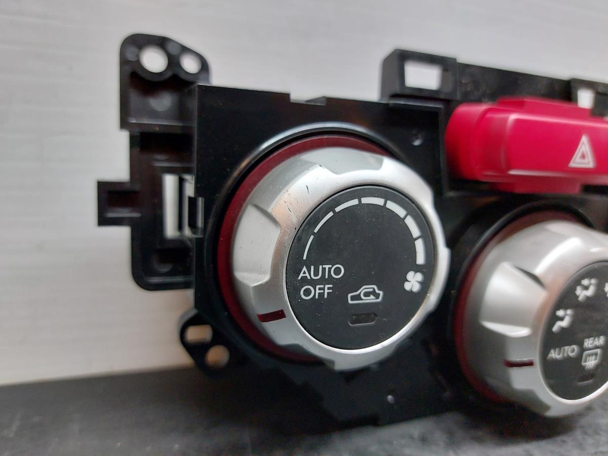 Mando climatizador SUBARU Impreza Hatchback (GR, GH, G3) Imagem-1