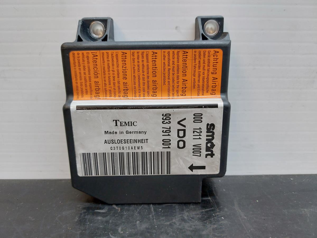 Calculateur  airbag SMART City-Coupé (450)