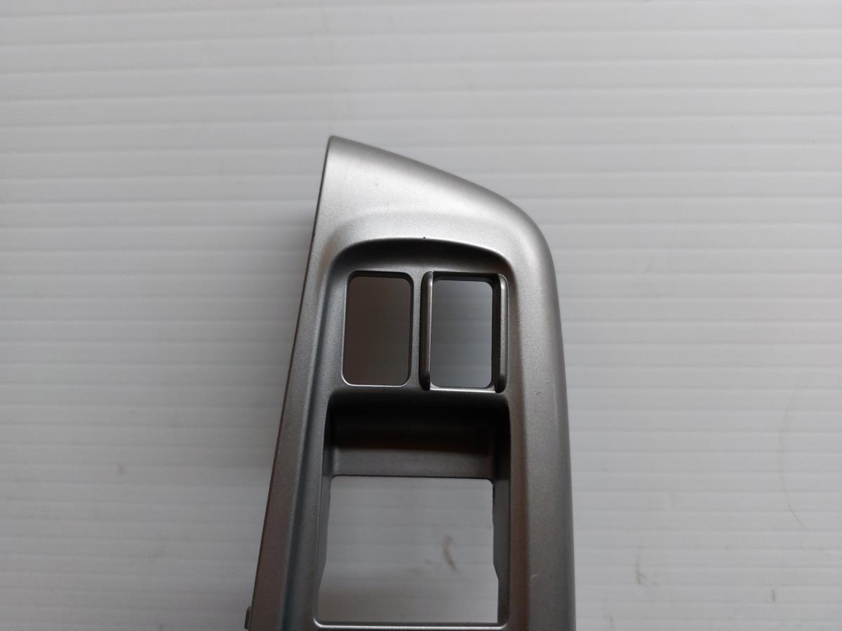 Friso da porta frente esquerda SUBARU Impreza Hatchback (GR, GH, G3) Imagem-1