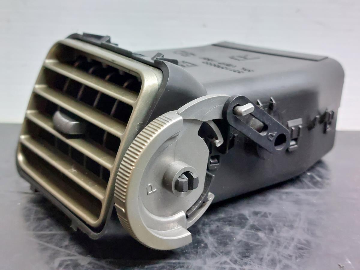 Difusor / salida de aire SUBARU Impreza Hatchback (GR, GH, G3) Imagem-1