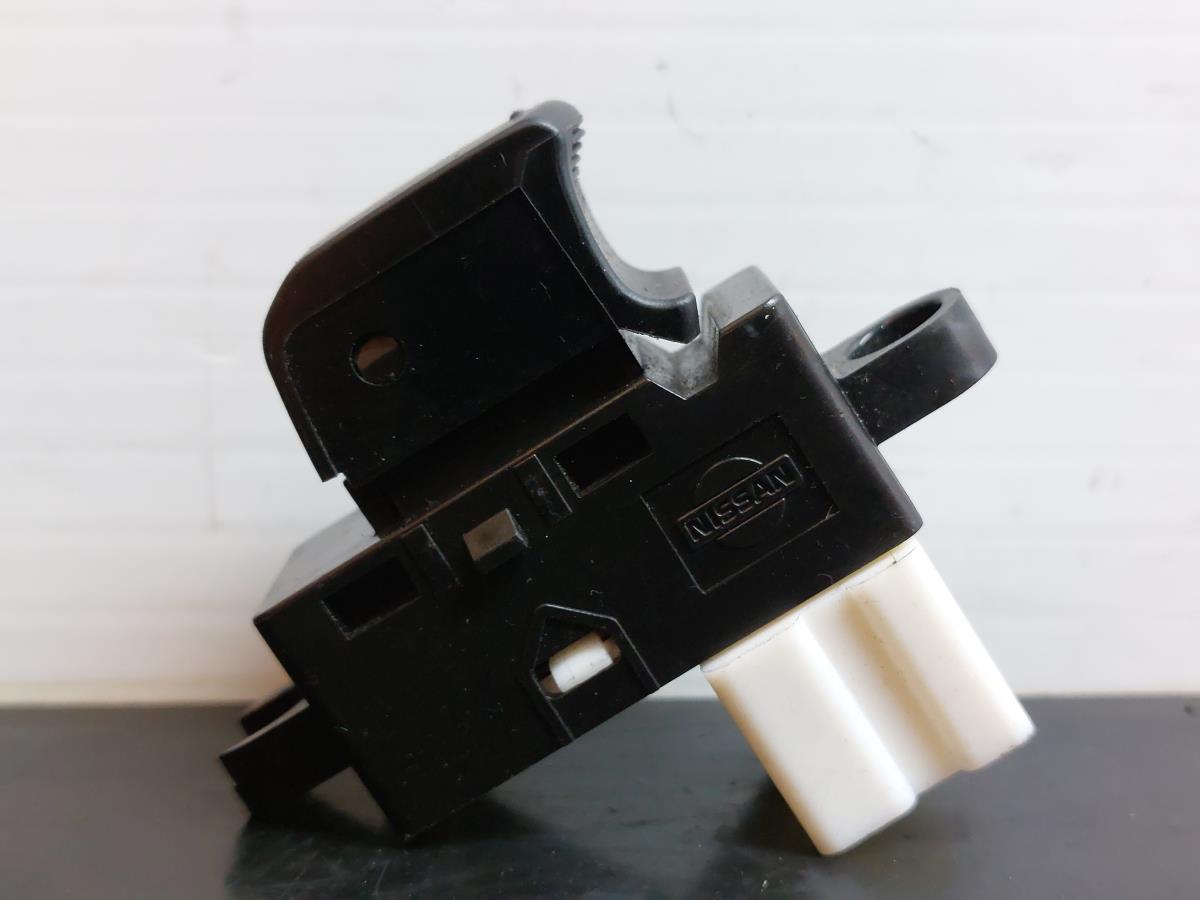 Mando / interruptor elevalunas delantero derecho SUBARU Impreza Hatchback (GR, GH, G3) Imagem-2
