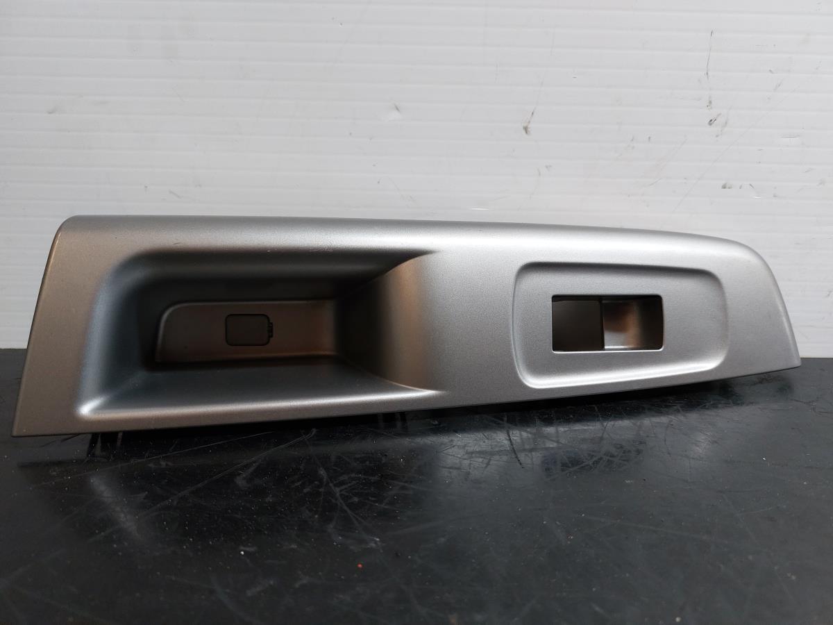 Moulure de porte arrière Droite SUBARU Impreza Hatchback (GR, GH, G3) Imagem-1