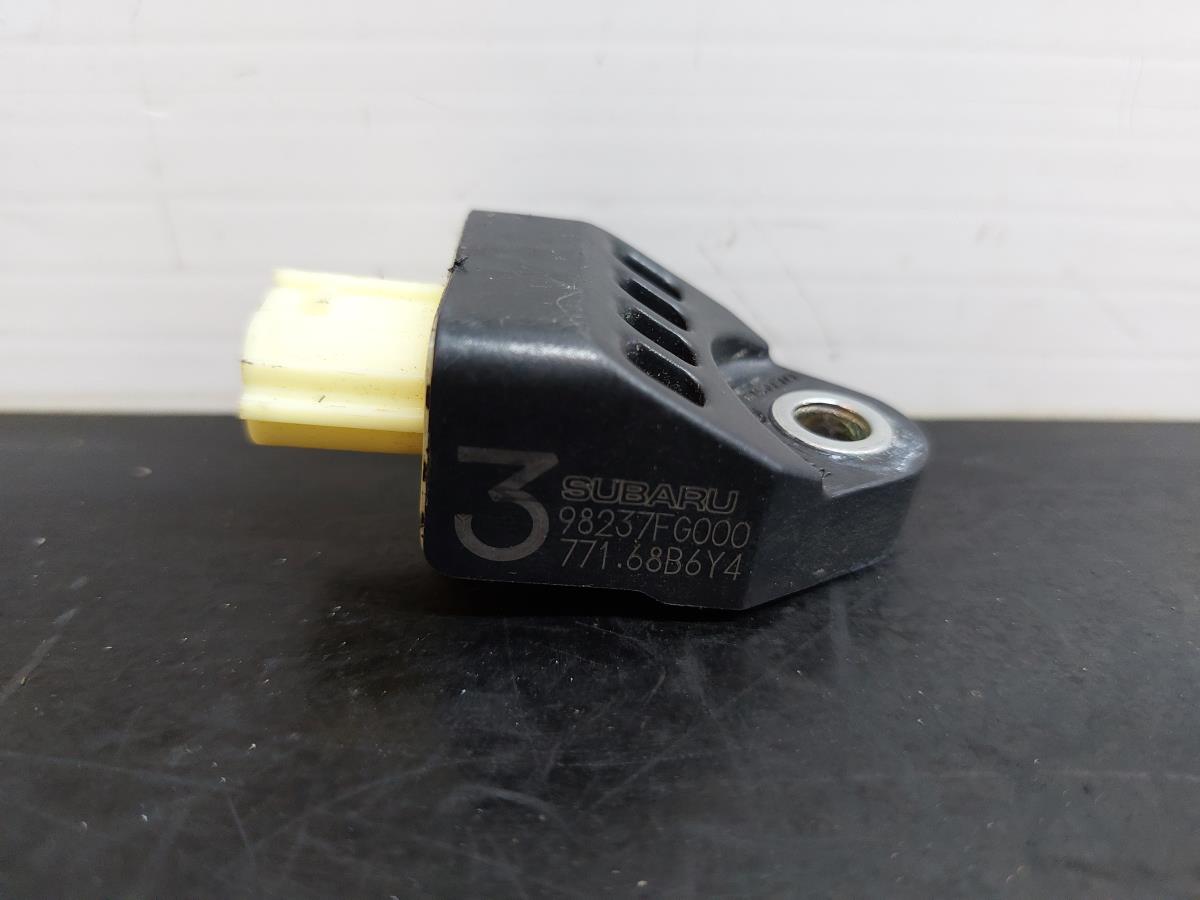 Right front airbag sensor SUBARU Impreza Hatchback (GR, GH, G3)
