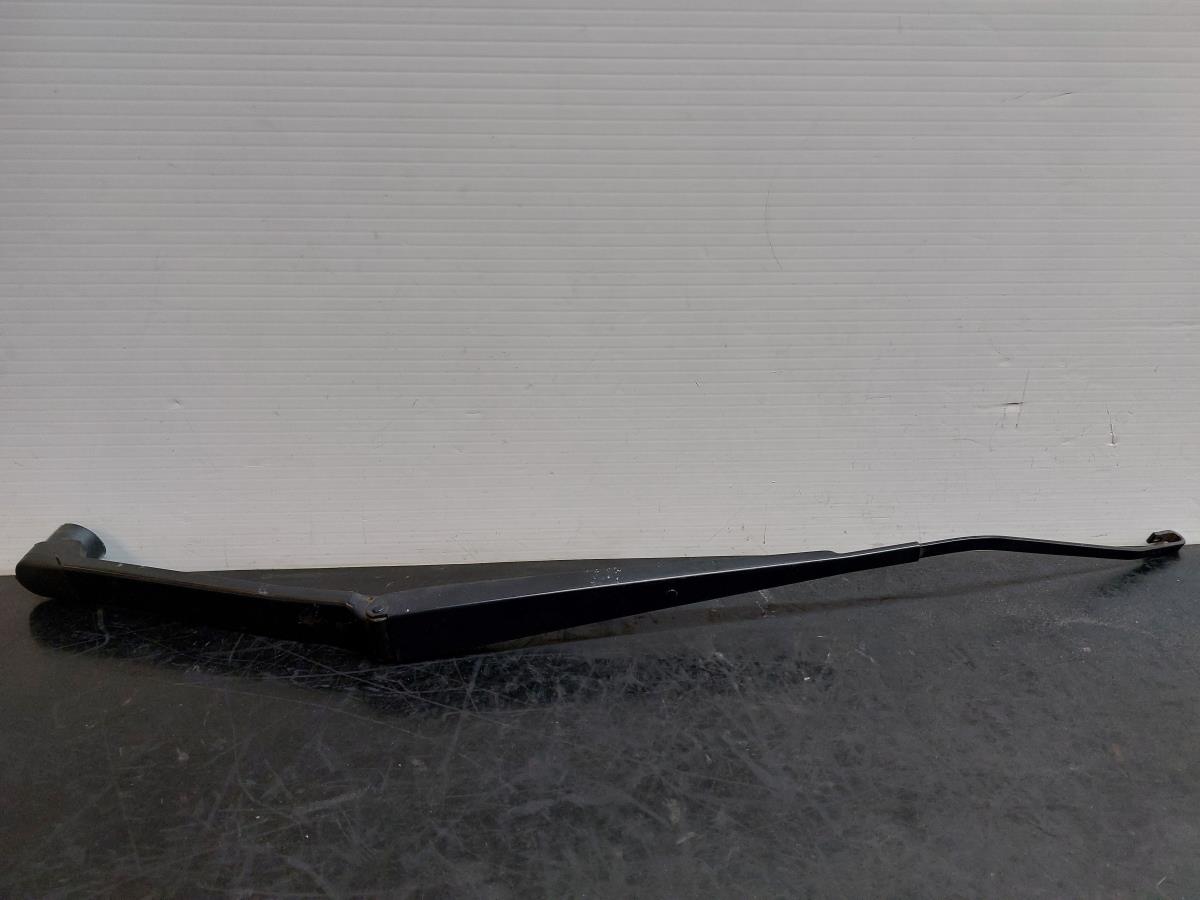 Brazo de limpiaparabrisas delantero derecho SUBARU Impreza Hatchback (GR, GH, G3)