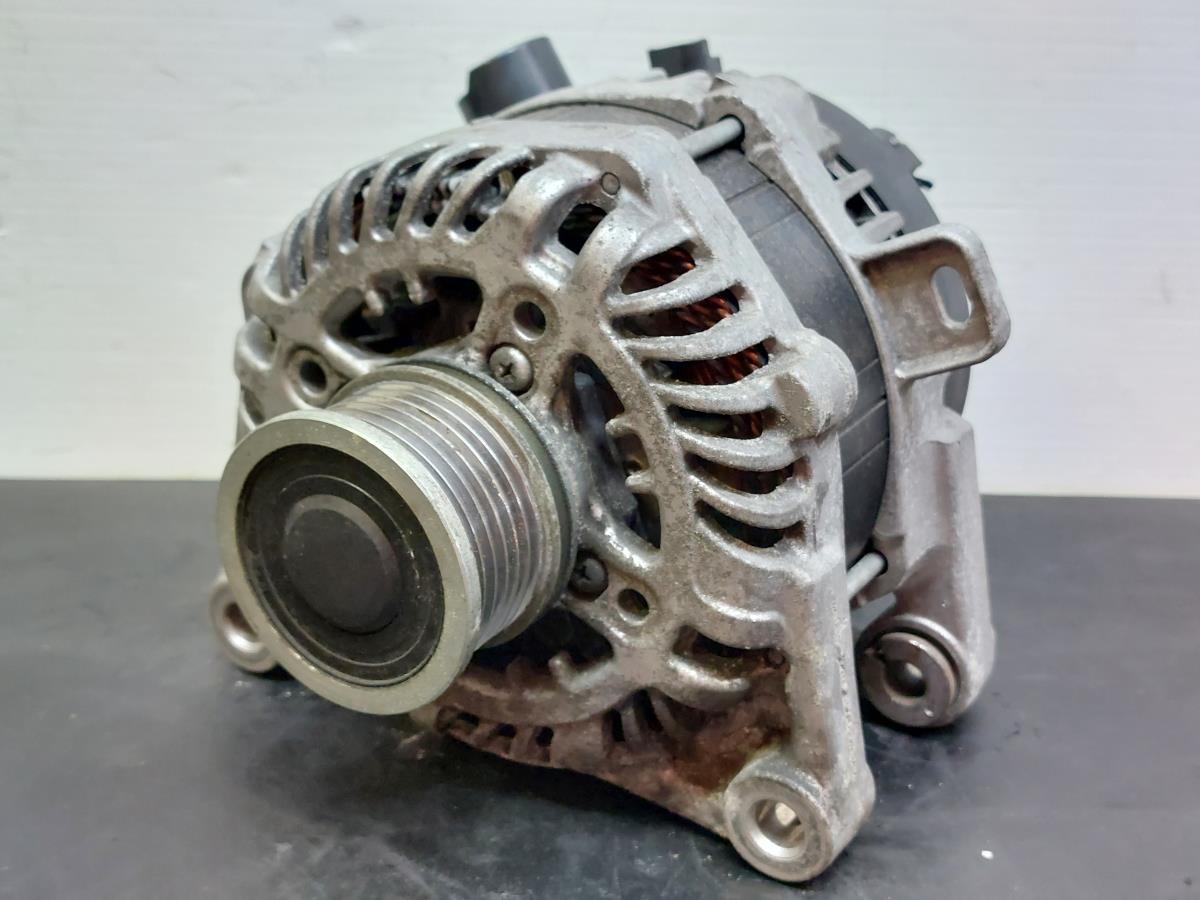 Alternador PEUGEOT 3008 II (M_)