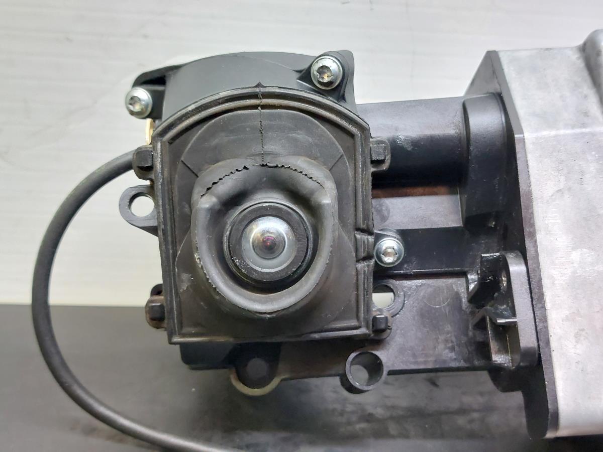 Câmera traseira BMW 6 Cabriolet (F12) Imagem-1