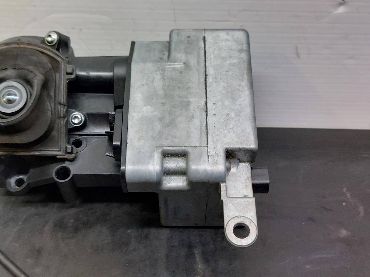 Câmera traseira BMW 6 Cabriolet (F12) Imagem-5