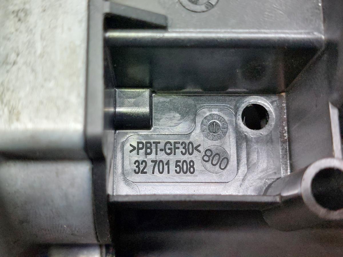 Câmera traseira BMW 6 Cabriolet (F12) Imagem-10