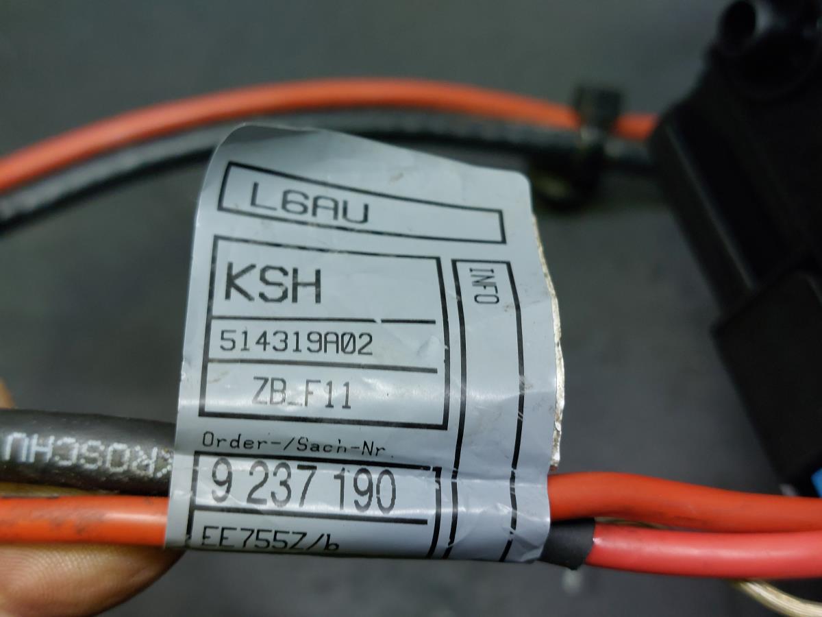 Caixa fusíveis da bateria BMW 6 Cabriolet (F12) Imagem-10