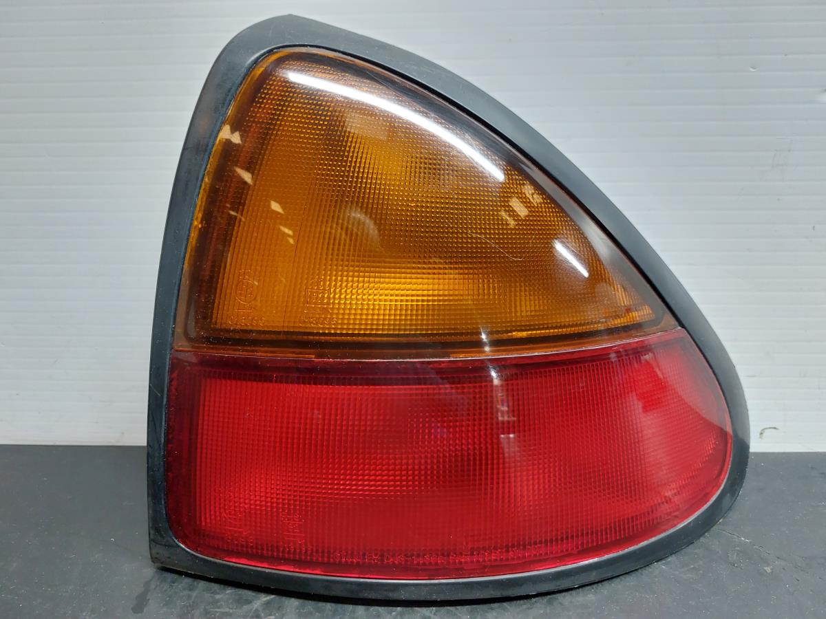 Fanale Destro MAZDA 323 F V (BA)