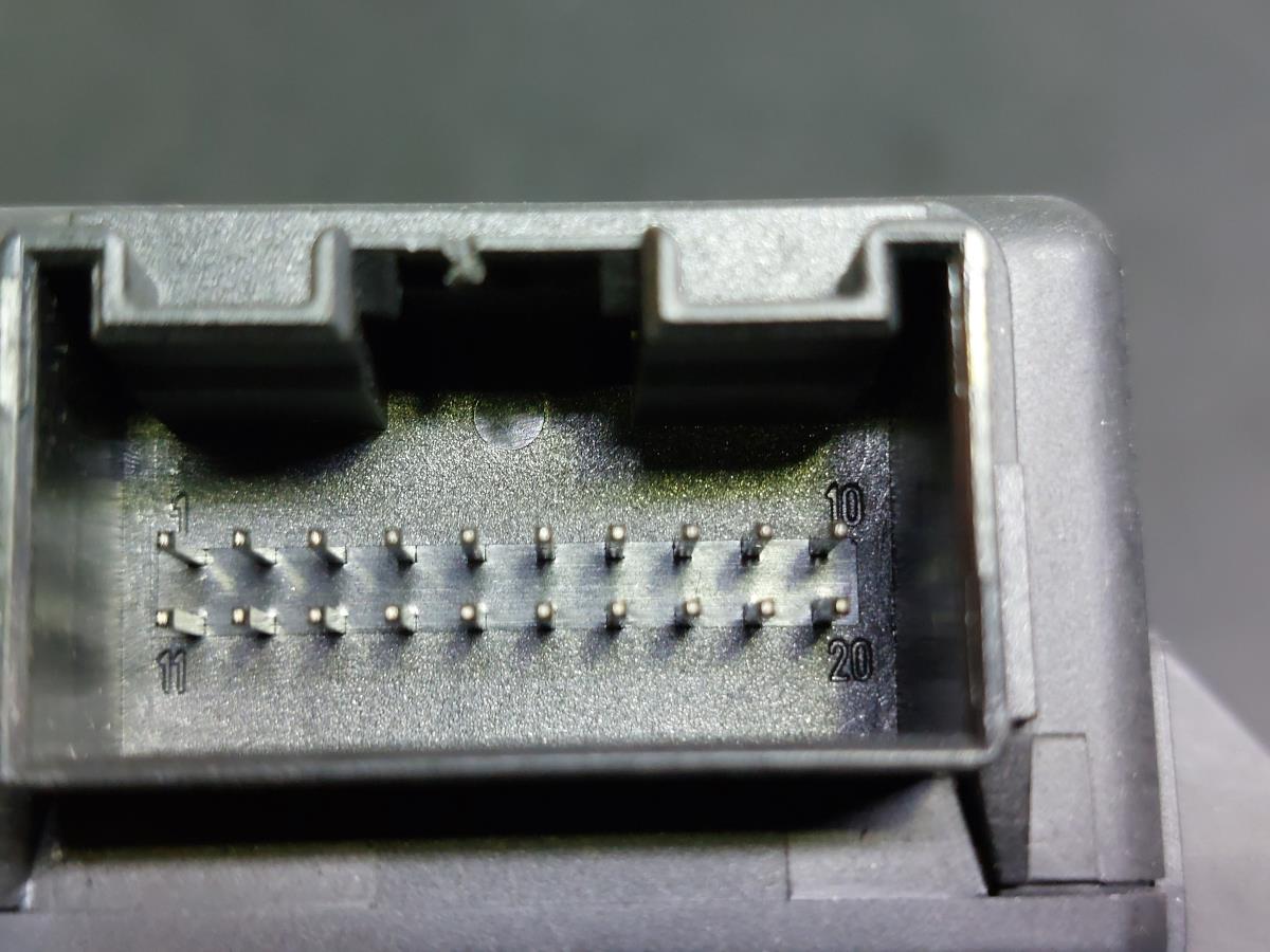 Module passerelle / gateway AUDI A1 (8X1, 8XK) Imagem-5