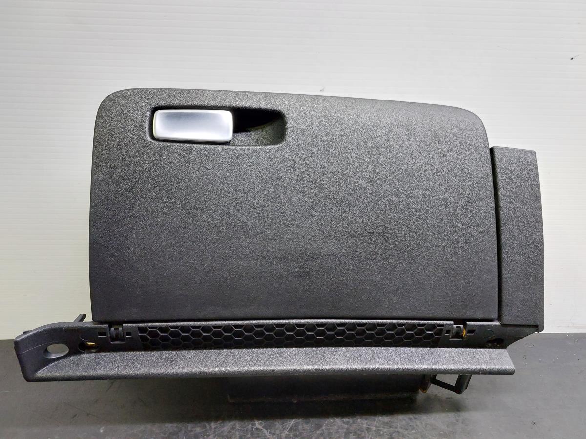 Porta luvas AUDI A1 (8X1, 8XK)