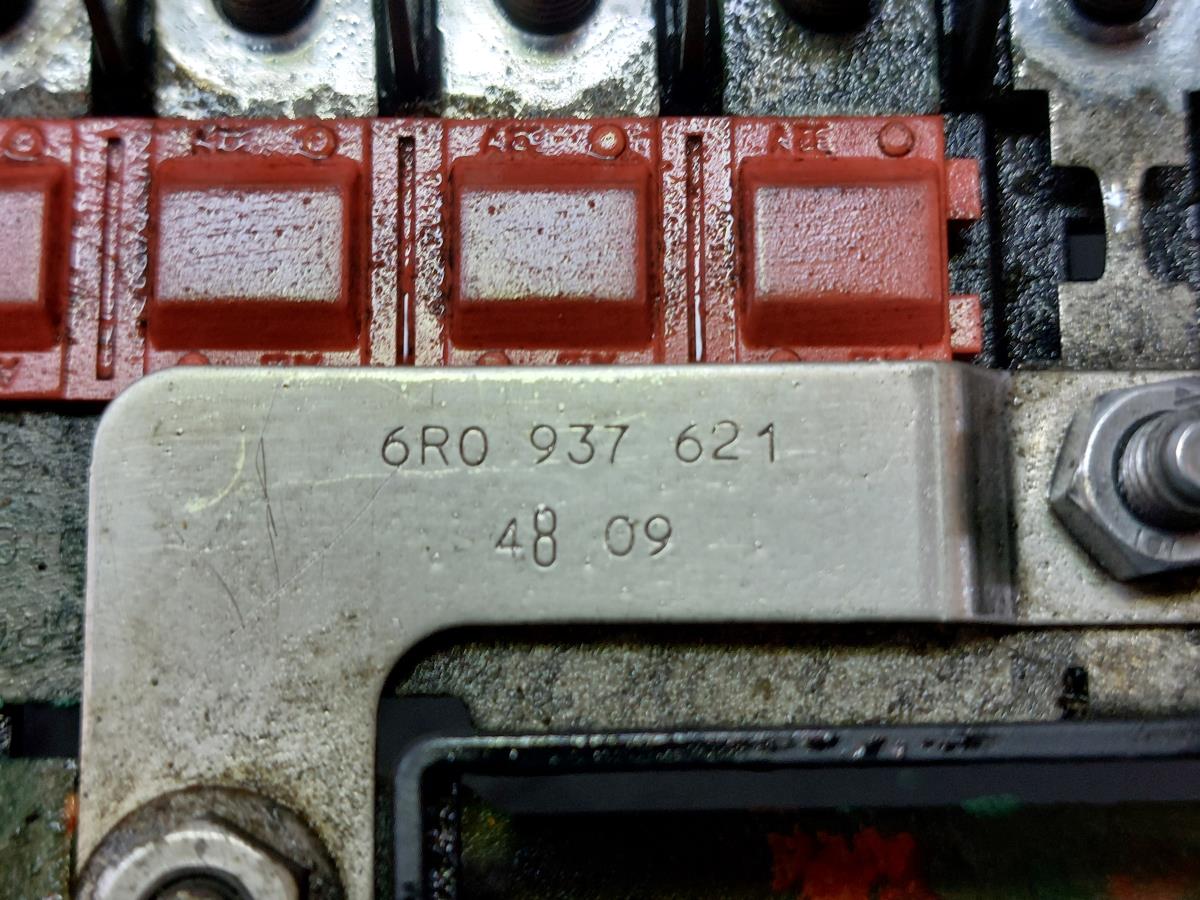 Caixa fusíveis da bateria AUDI A1 (8X1, 8XK) Imagem-4