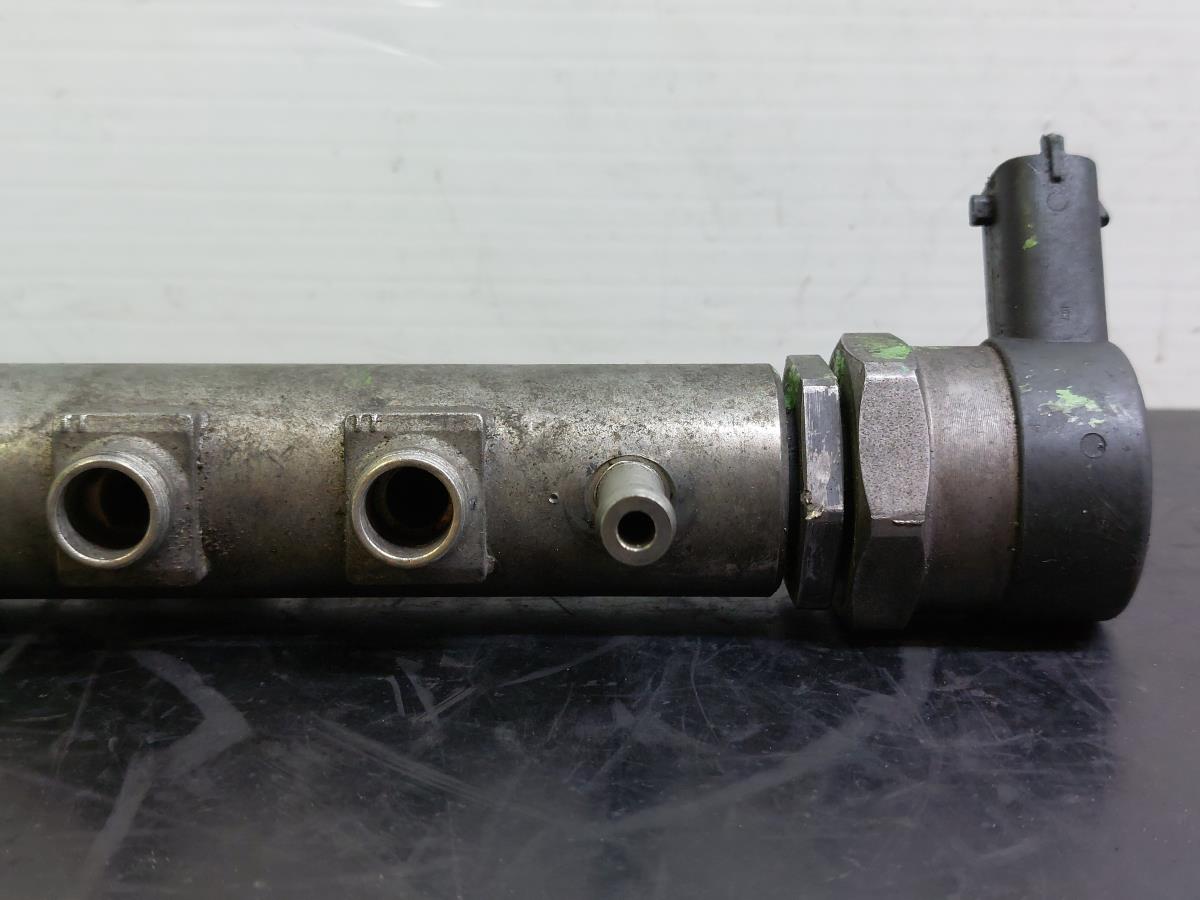 Rampe d'injection OPEL Corsa D Imagem-6