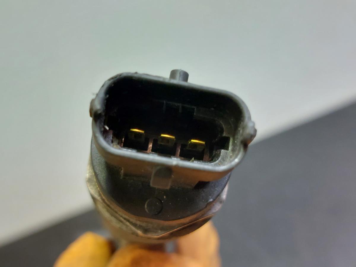 Rampe d'injection OPEL Corsa D Imagem-8