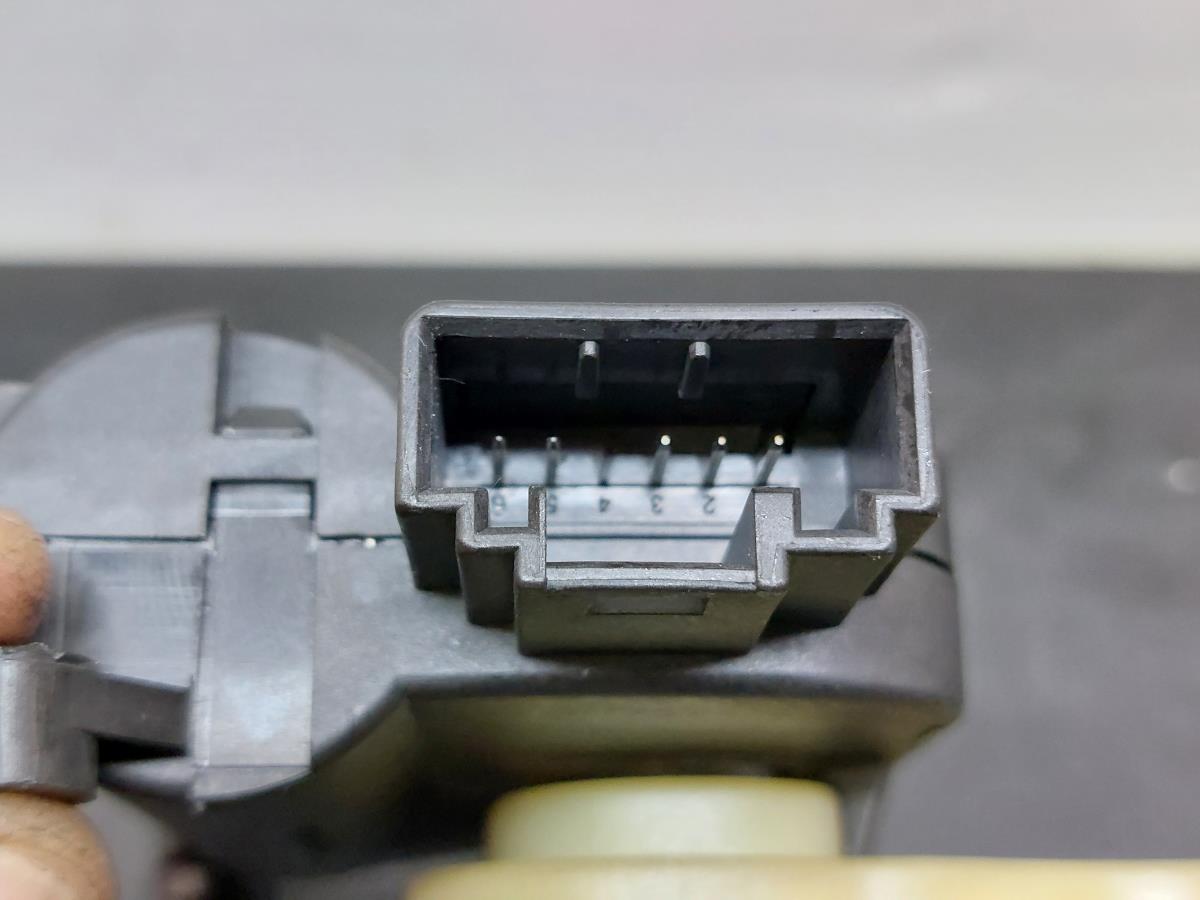 Moteur de volet de chauffage AUDI A1 (8X1, 8XK) Imagem-3