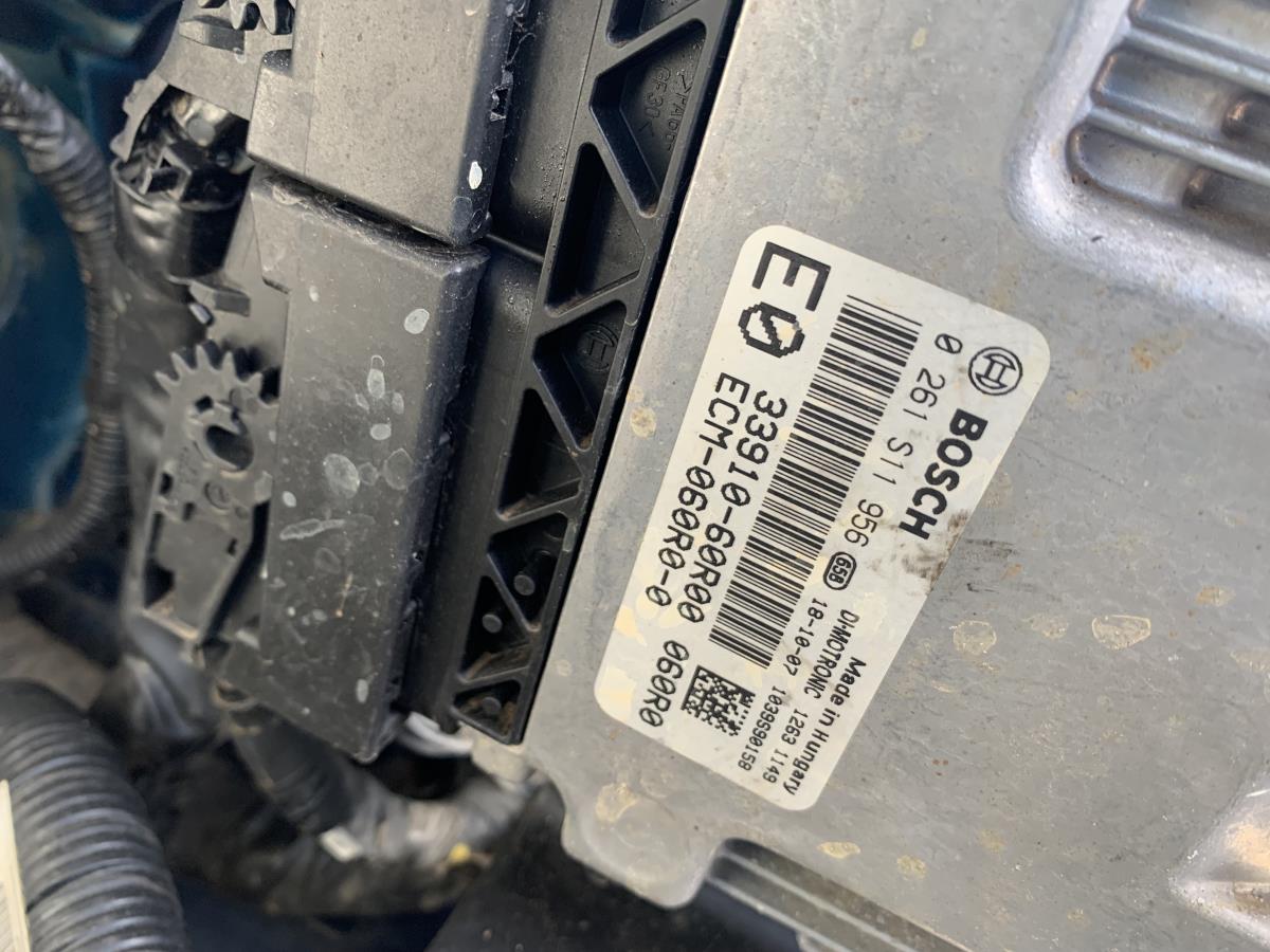 Engine control unit / ECU SUZUKI SX4 S-Cross (JY) Imagem-1