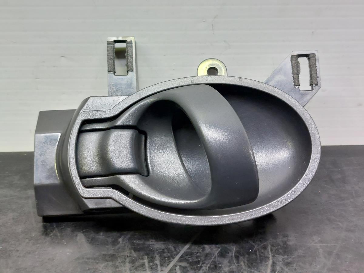 Right front interior door handle NISSAN Micra IV (K13)
