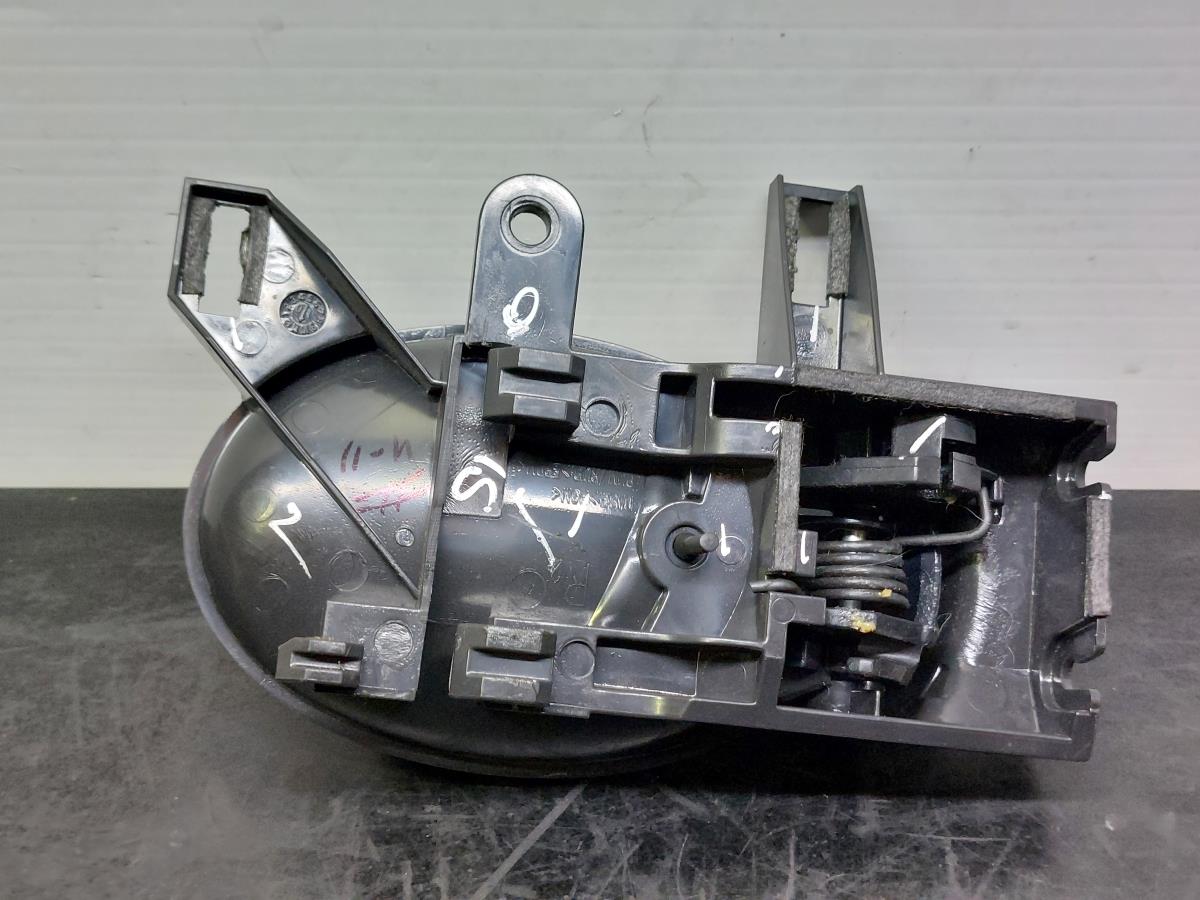 Right front interior door handle NISSAN Micra IV (K13) Imagem-3