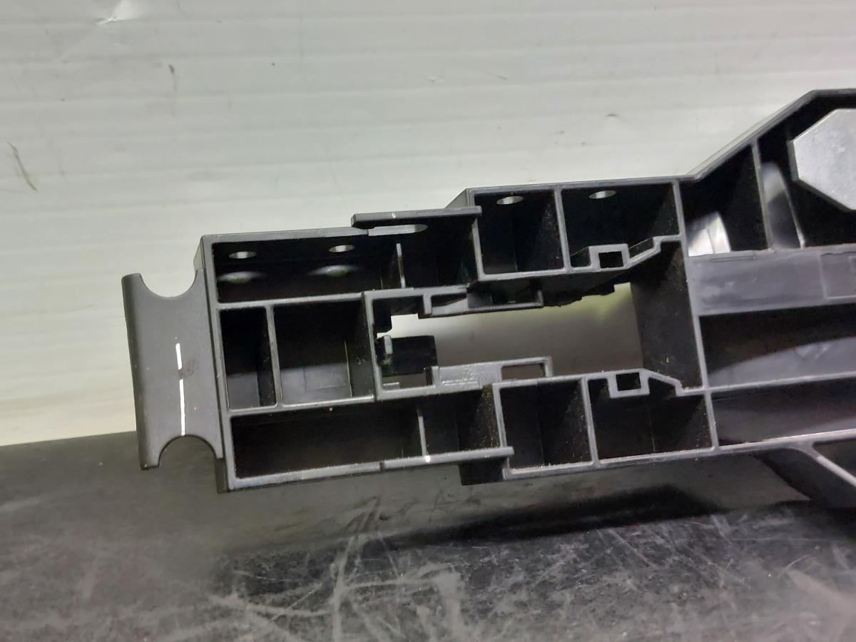 Right front door handle support NISSAN Micra IV (K13) Imagem-8