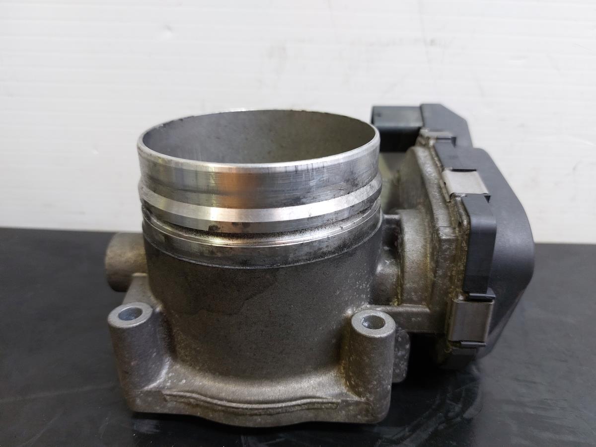 Corpo farfallato BMW 6 Cabriolet (F12) Imagem-3