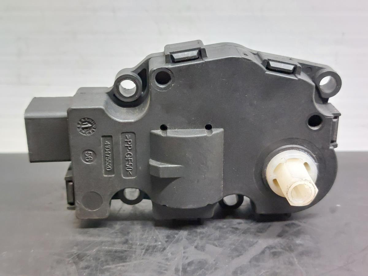 Moteur de volet de chauffage BMW 6 Cabriolet (F12) Imagem-2